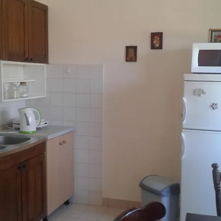 Holiday home Dora *